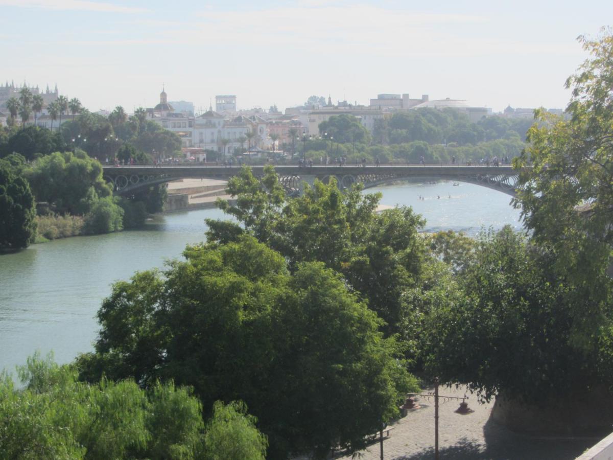 Trianabridgeviews Ático con vistas al puente de Triana calle Castilla 38 Sevilla Exterior foto